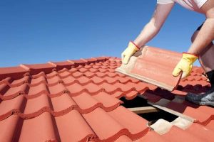 Roofing Contractor Providing Honest Estimates and Service