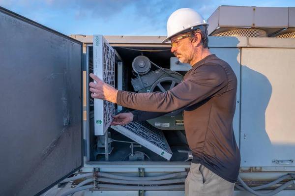Best HVAC Contractor Carlsbad for Installation, Repair & Maintenance