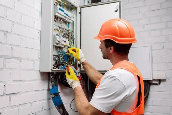 Cheap and Reliable Electrician in Vancouver Near You