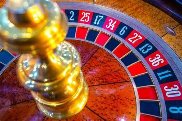 Pourquoi les casinos en ligne attirent autant